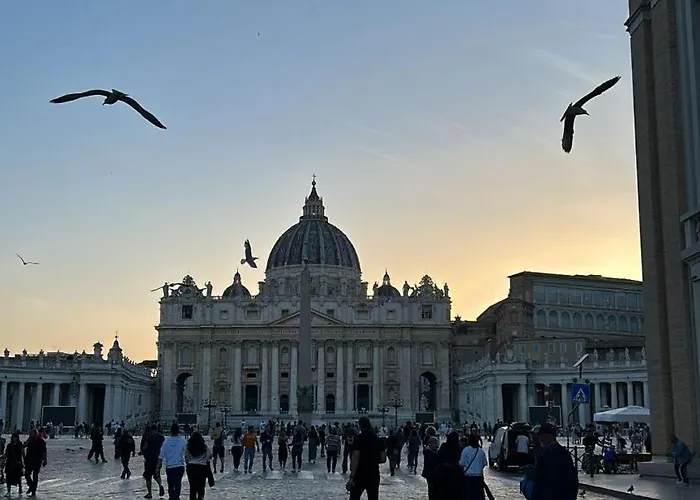 Vatican Luxury 2br Apartment, Near San Pietro Rome