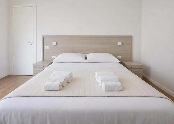 Гостевой дом Vatican Luxury 2br Apartment, Near San Pietro Рим