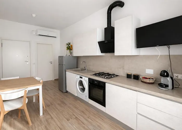 Гостевой дом Vatican Luxury 2br Apartment, Near San Pietro