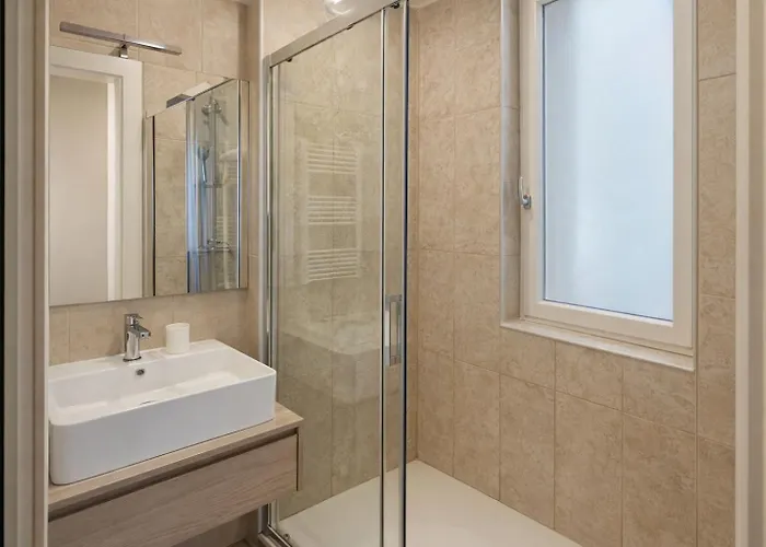 Vatican Luxury 2br Apartment, Near San Pietro Гостевой дом